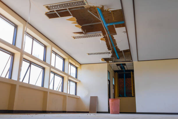 Sewage cleanup and water damage restoration in CA